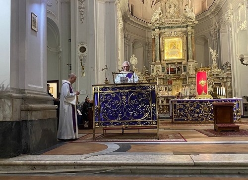 28 marzo 2023: "...quando sono debole, è allora che sono forte" ("cor 12,40)-Pasqua 2023
