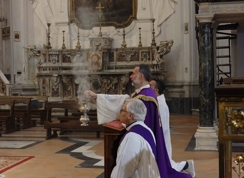 28 marzo 2023: "...quando sono debole, è allora che sono forte" ("cor 12,40)-Pasqua 2023